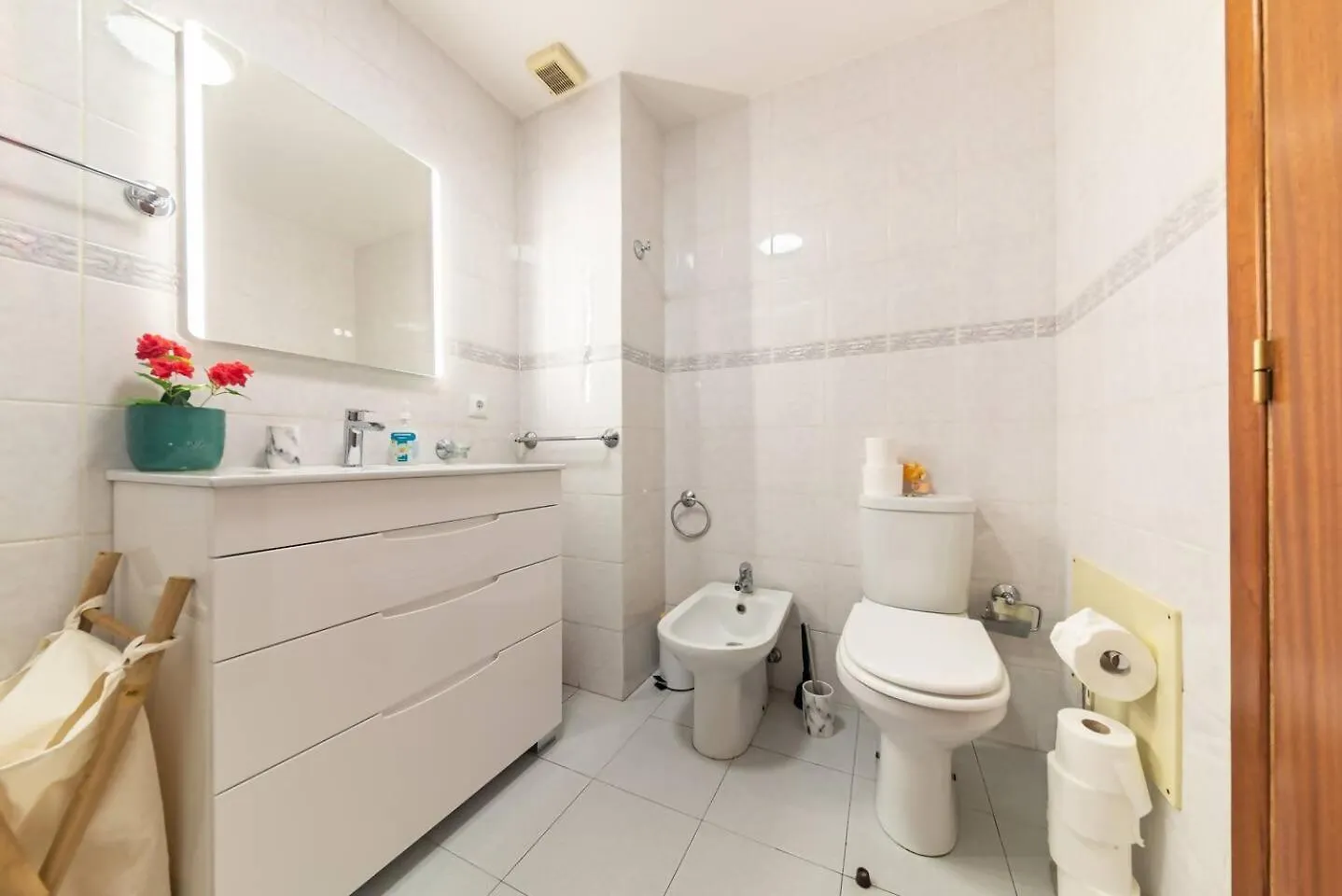 Gorete Apartment By Mth Φουνκάλ